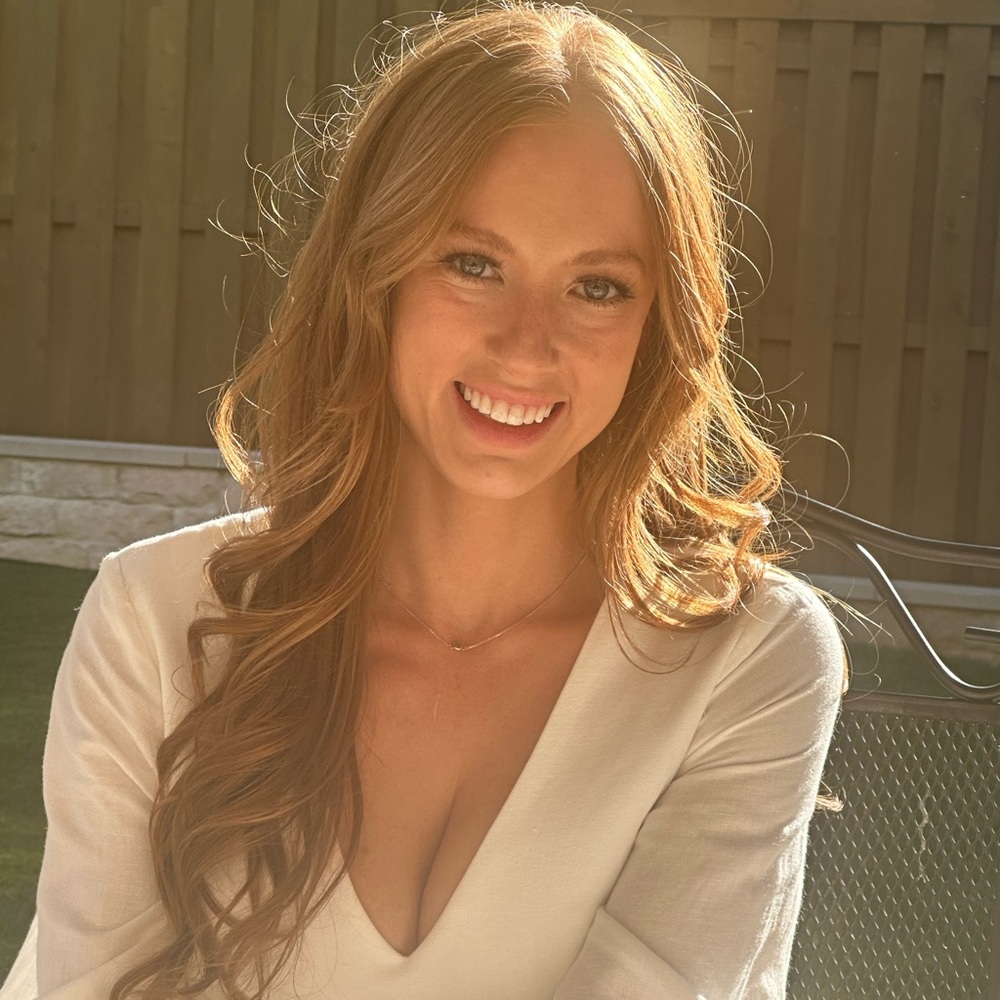 Meet your Posher, Caylee